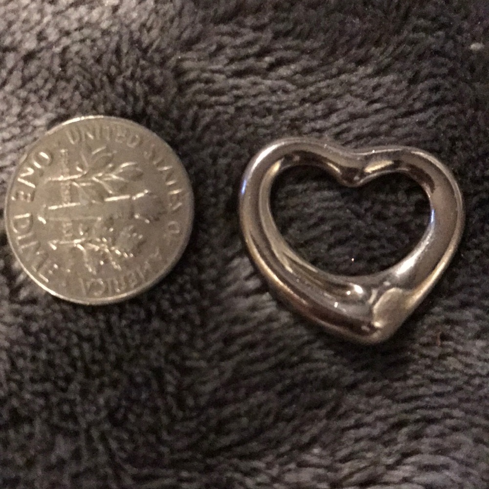 Tiffany & Co Elsa Peretti HEART pendant or charm